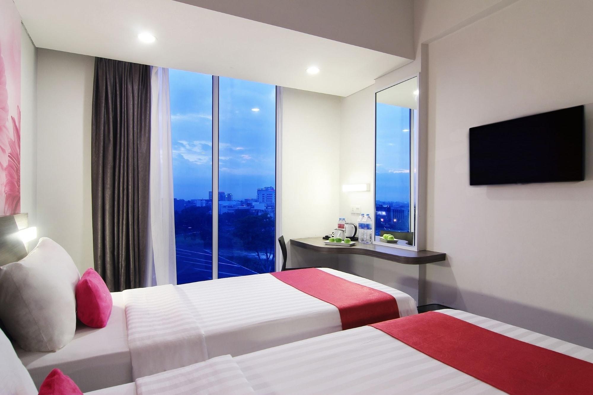 Favehotel Пеканбару Екстериор снимка