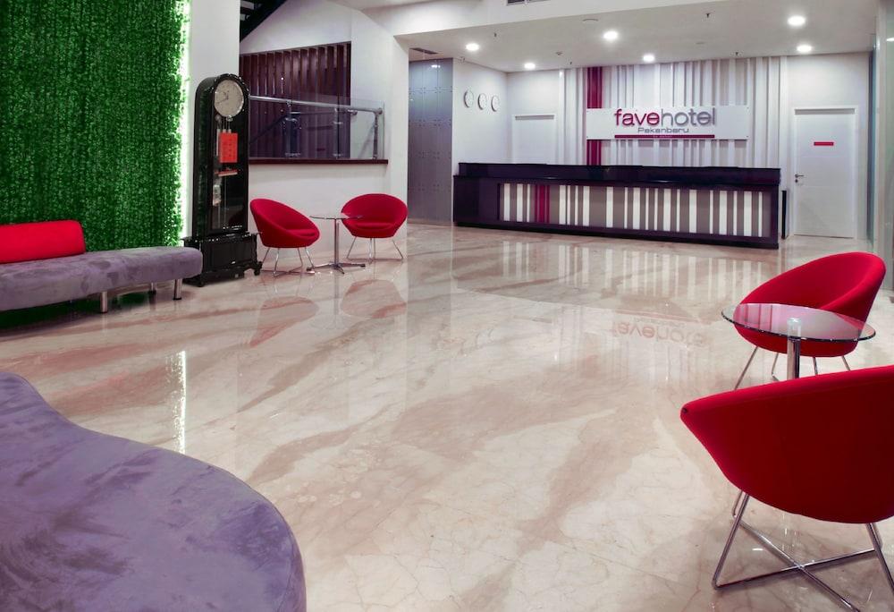 Favehotel Пеканбару Екстериор снимка