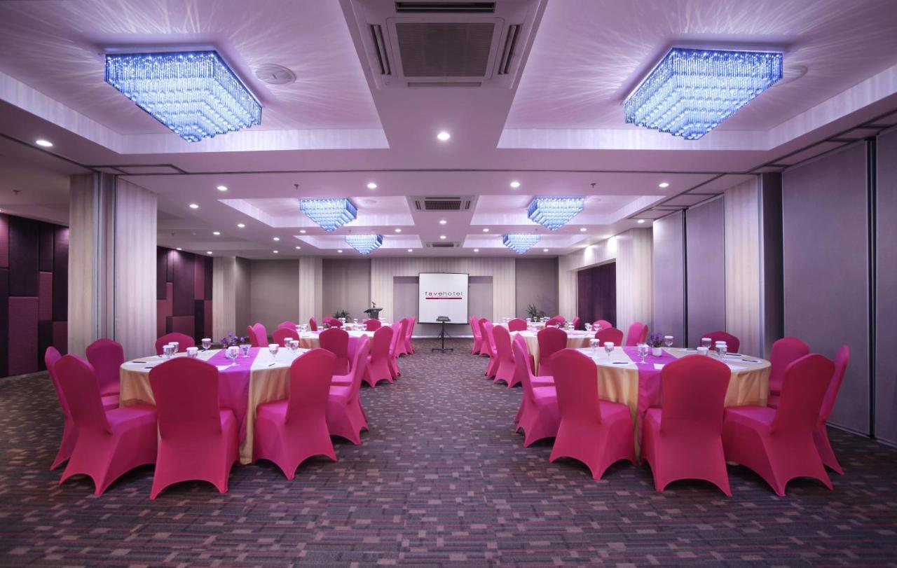 Favehotel Пеканбару Екстериор снимка