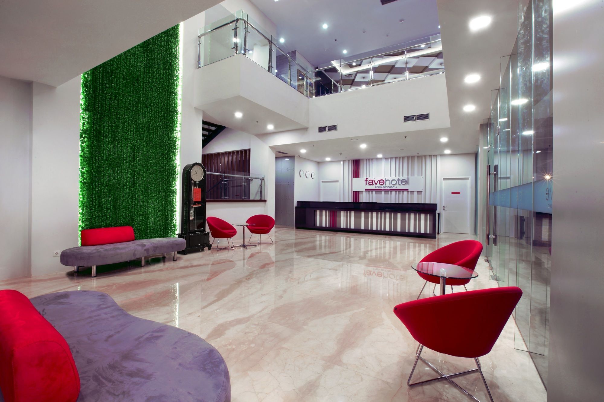 Favehotel Пеканбару Екстериор снимка